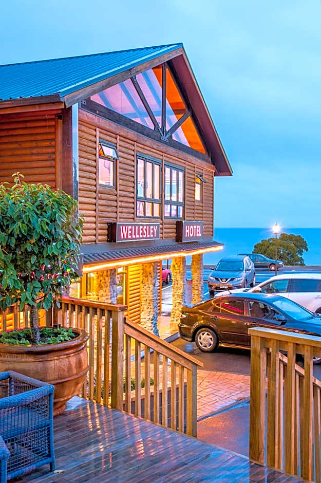 Lakefront Lodge Taupo