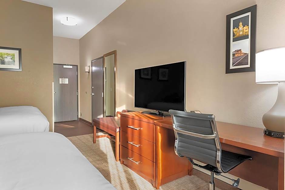 Comfort Inn & Suites