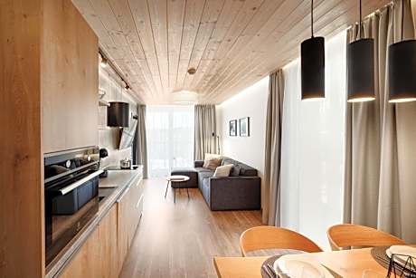 Two-Bedroom Apartment with Mountain View