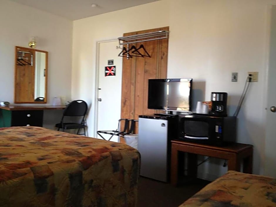 Redwood Motel