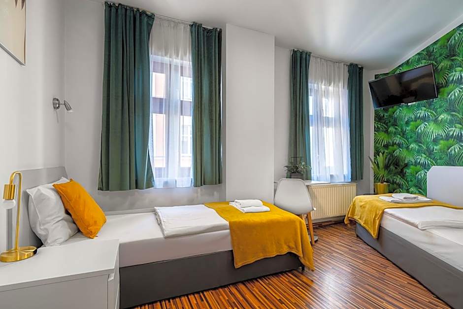 Akira Bed & Breakfast
