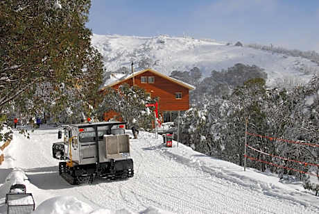 Summit Ridge Alpine Lodge