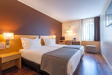 Comfort Twin Plus (4 Adults)