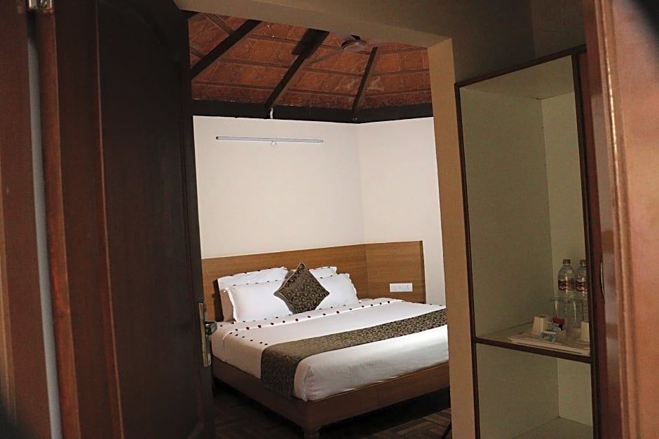 ACK Palacce Inn - Yercaud