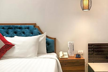 Triple Room with City View