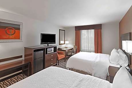 Room with Two Queen Beds - Non-Smoking