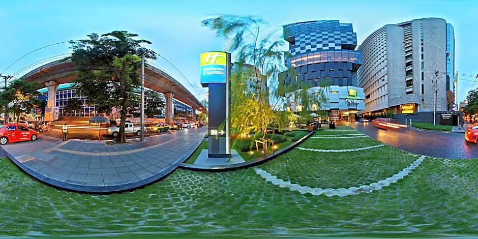 Holiday Inn Express Bangkok Siam By IHG