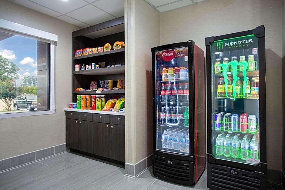 La Quinta Inn & Suites by Wyndham Roanoke Salem