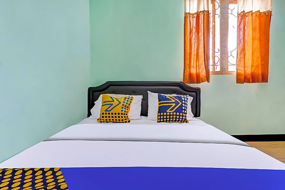 SPOT ON 91159 Kost Putrana Syariah