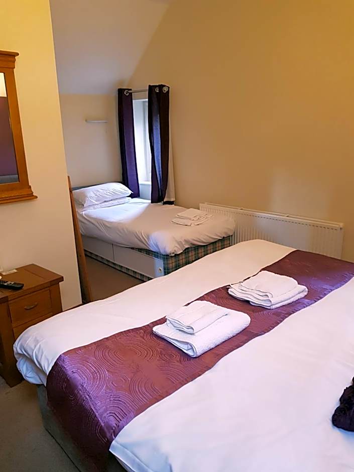 The Beacon & Railway Hotel