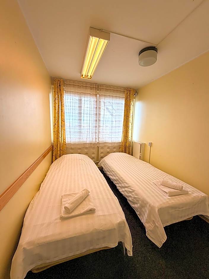 Sadama Hostel & Caravan Camping