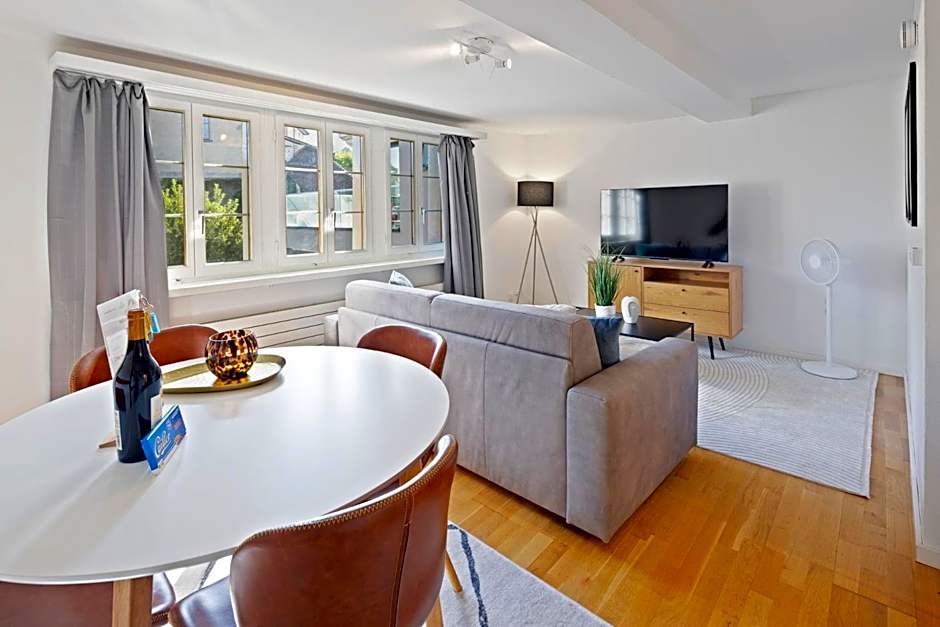 ARISER - Zug Old Town Suites
