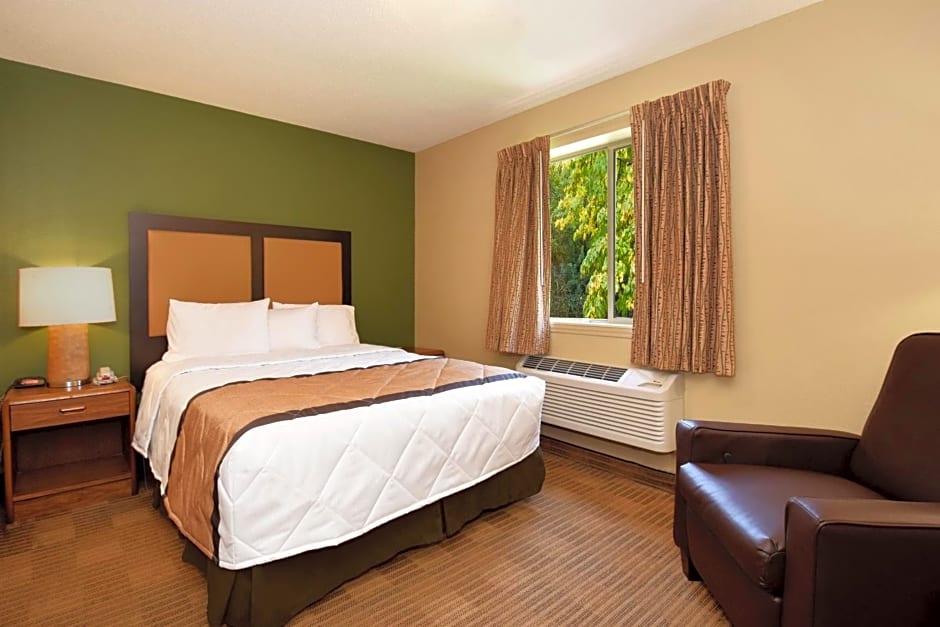 Extended Stay America Suites - Raleigh - Cary - Regency Parkway South