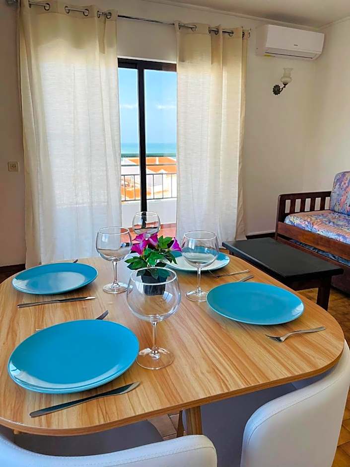Casa do Canto Central Stay with Breakfast & Bar in Old Town