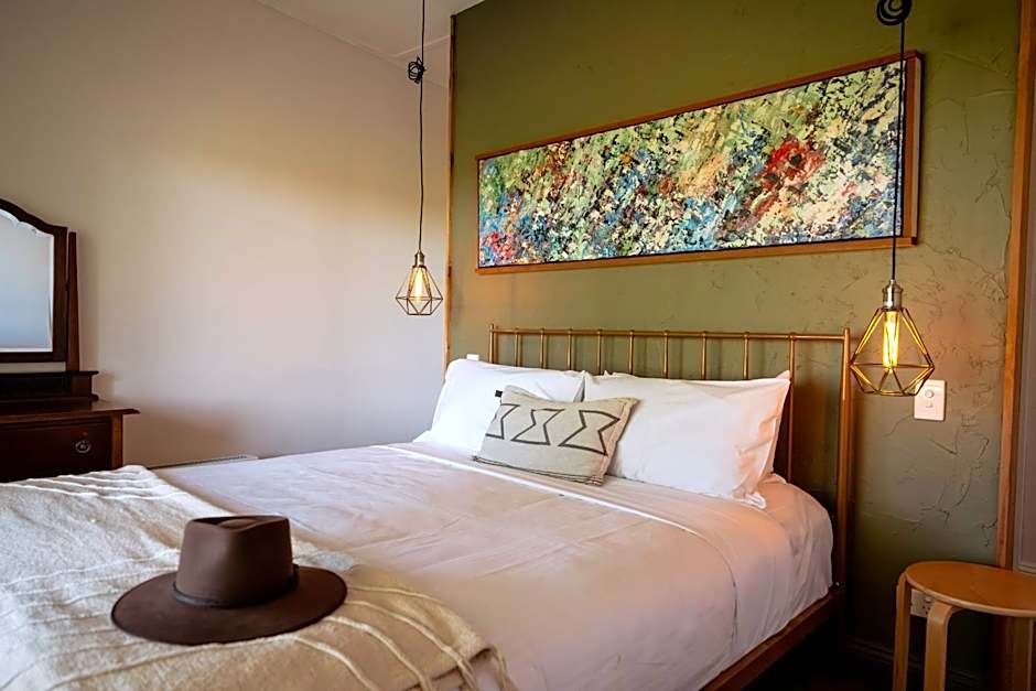 Bed in a Shed Vineyard Stay