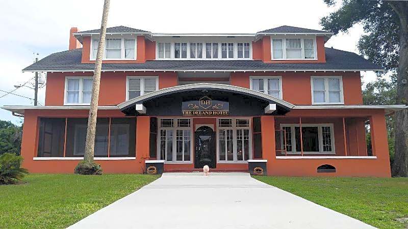 The DeLand Hotel