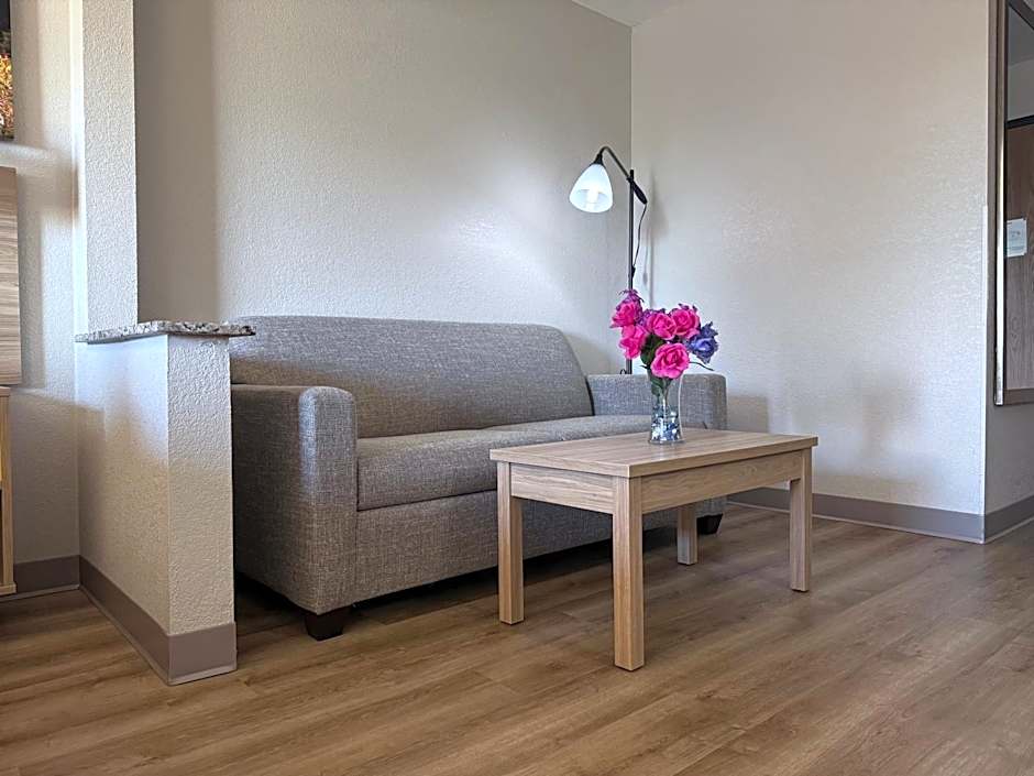 Days Inn by Wyndham Mankato