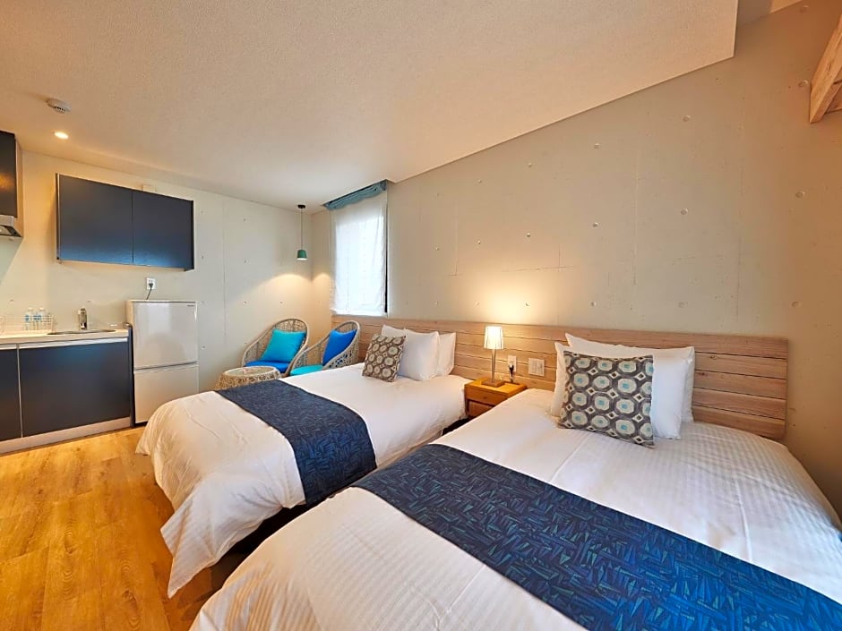 Yomitan Condhotel ND