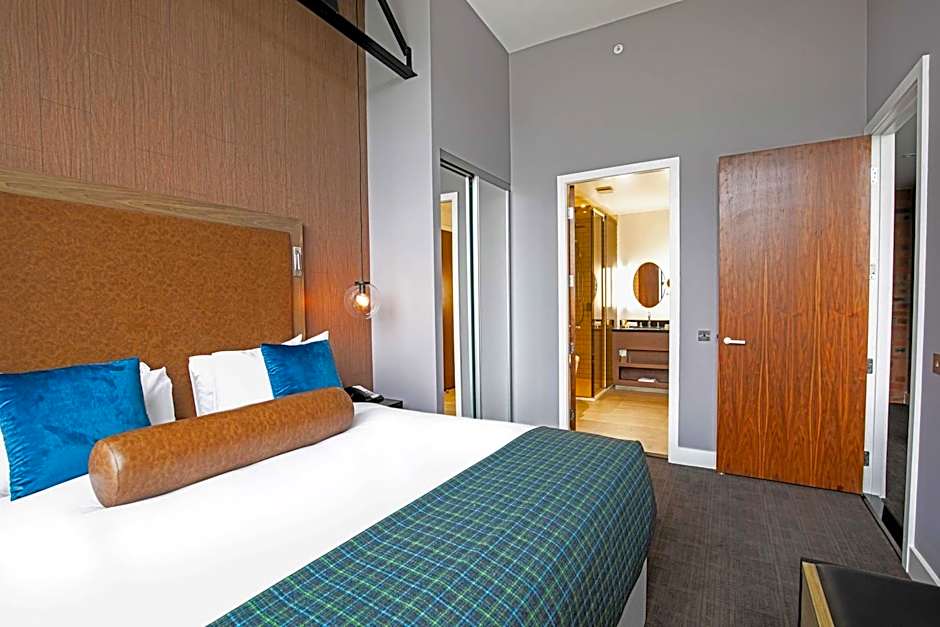 Sandman Signature Aberdeen Hotel & Spa