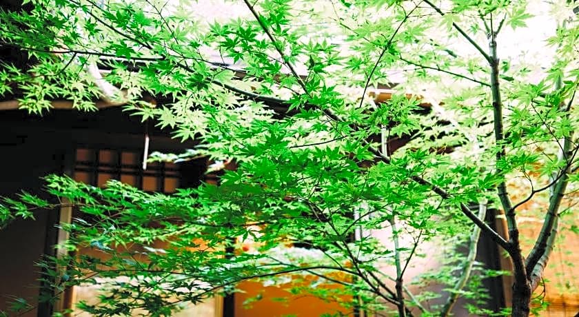 Guesthouse & Salon Tsukito