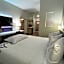 Quality Suites North Ih 35