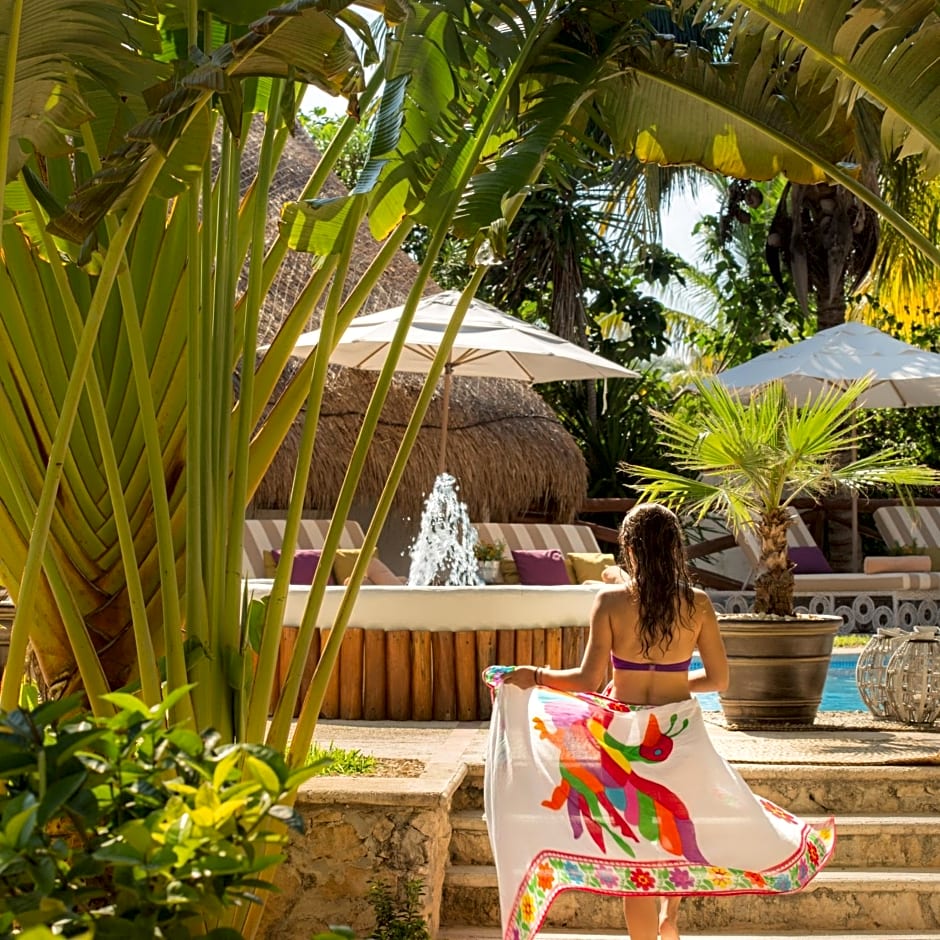 Ser Casasandra Boutique Hotel                                                                    