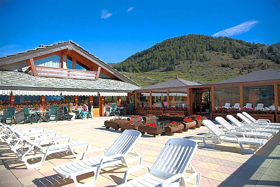 DalaiLama Village