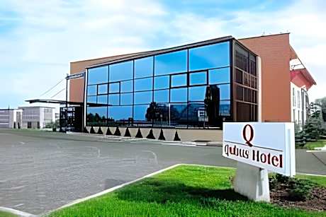 Qubus Hotel Zielona Góra (copy)