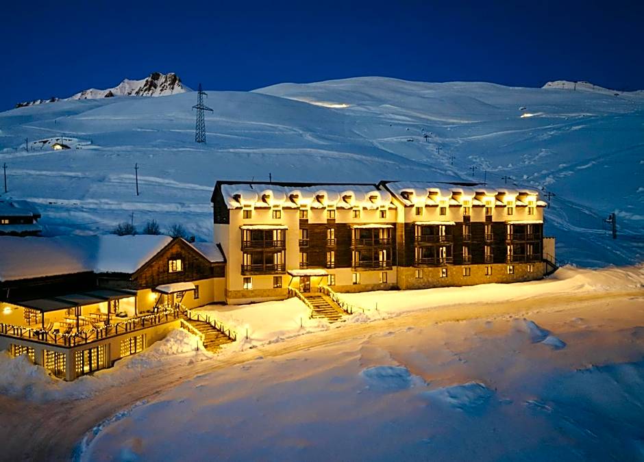 Alpina Hotel Gudauri