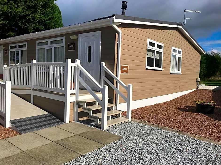 Red Deer Village Holiday Park - 3 Bedroom, Self-Catering Holiday Home