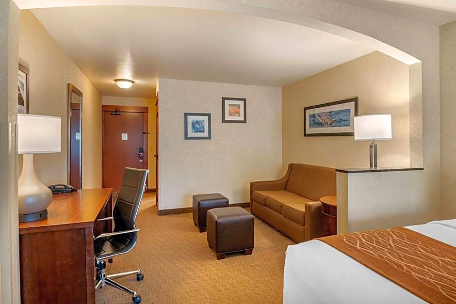 Comfort Inn & Suites Lincoln City