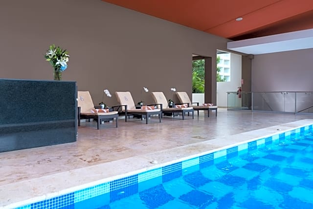 El Embajador, a Royal Hideaway Hotel