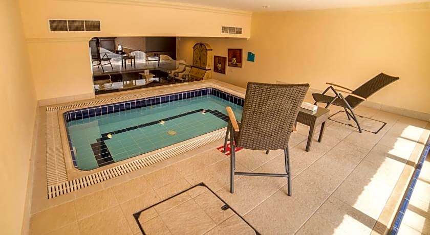 Al Safir Tower Residence & Tower