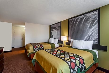 Super 8 by Wyndham Hamburg