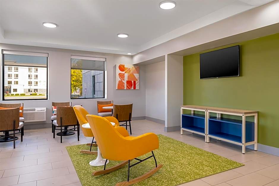 Spark by Hilton Fishkill