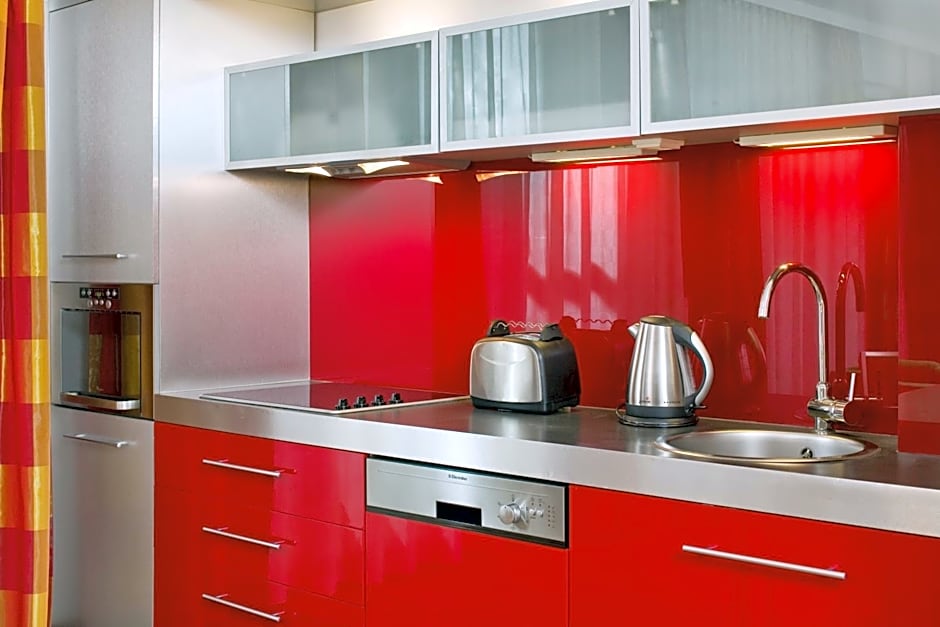 Mamaison Residence Diana