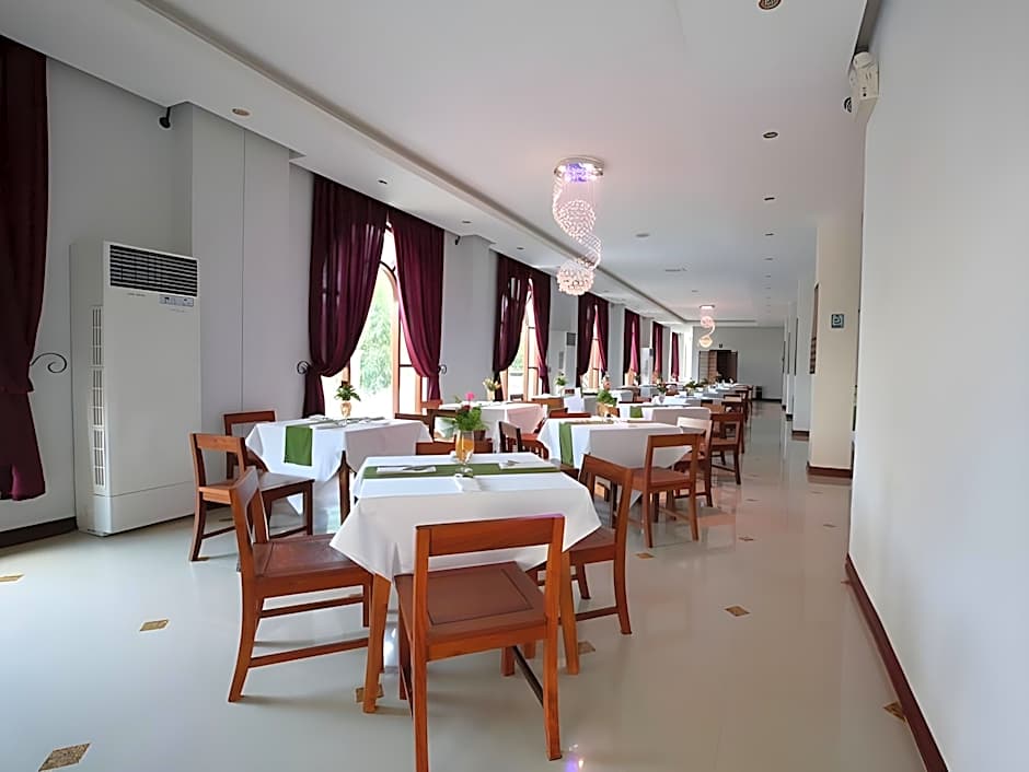 Phonethip Plaza Hotel