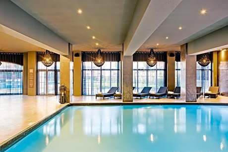 Ama Islantilla Resort