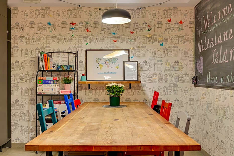 WaterLane Island Hostel&Apartments