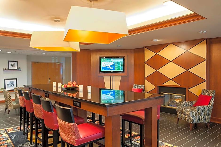 Hampton Inn By Hilton Columbus/Taylorsville/Edinburgh