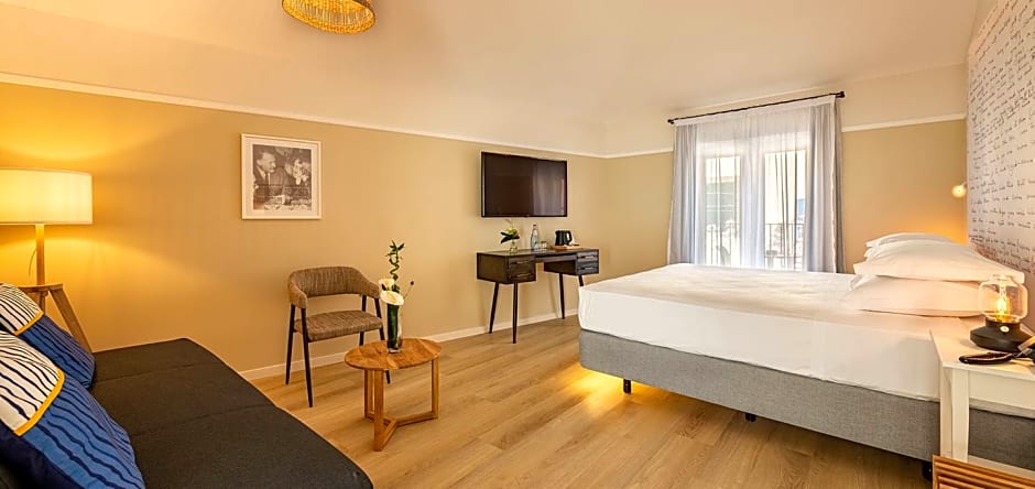 Pestana Fisherman Village