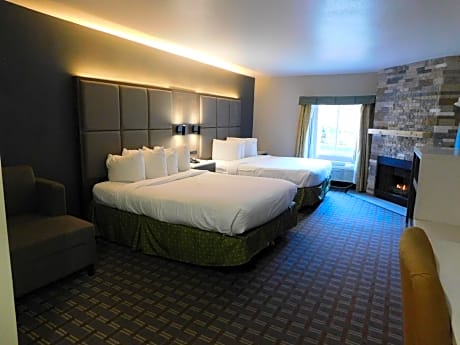 Deluxe Room, 2 Queen Beds, Non Smoking, Fireplace