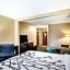 Sleep Inn & Suites Dunmore
