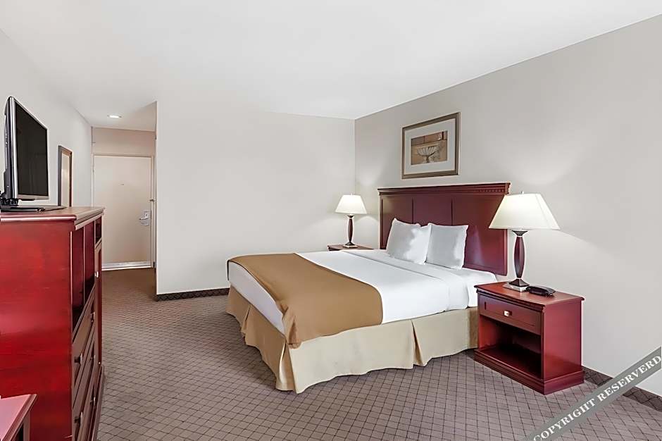 Holiday Inn Express Anaheim West By IHG