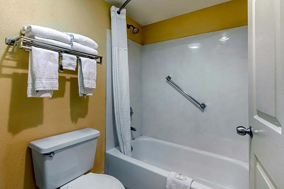 Quality Inn Lebanon