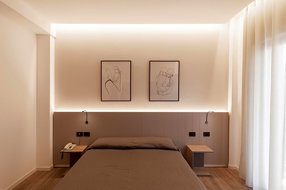 Renzo Hotel