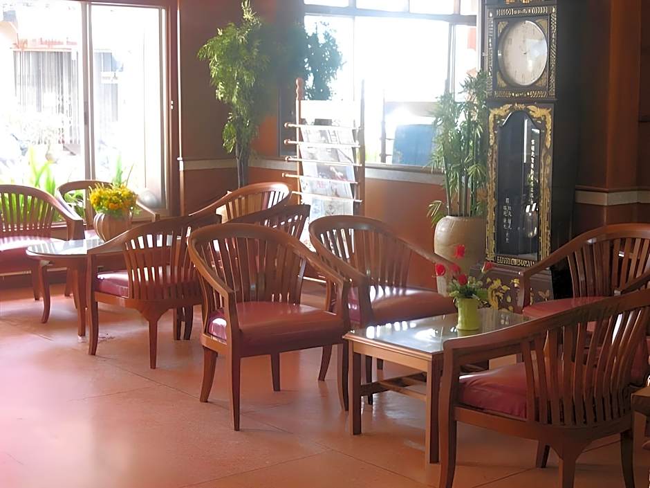 Suriwong Chumphon Hotel