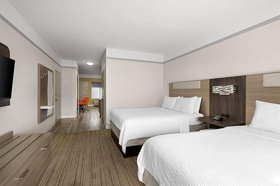 Holiday Inn Express Hotel & Suites San Dimas By IHG