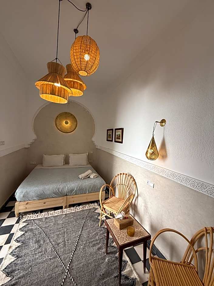 Riad Yu Yu