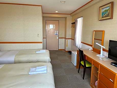 Twin Room - Smoking